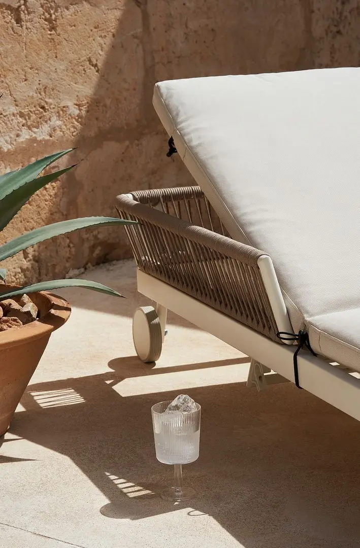 Шезлонг Ikea Segeron (Белый/Бежевый)