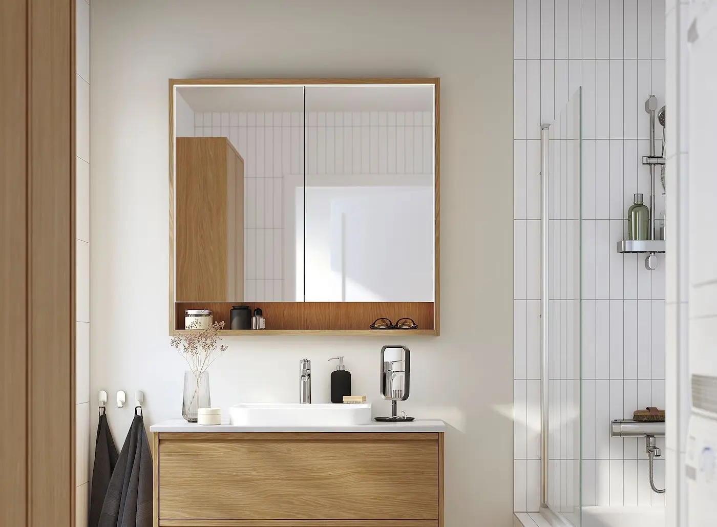 Dulap cu oglinda Ikea Faxalven iluminat integrat 100x15x95 (Aspect Stejar)