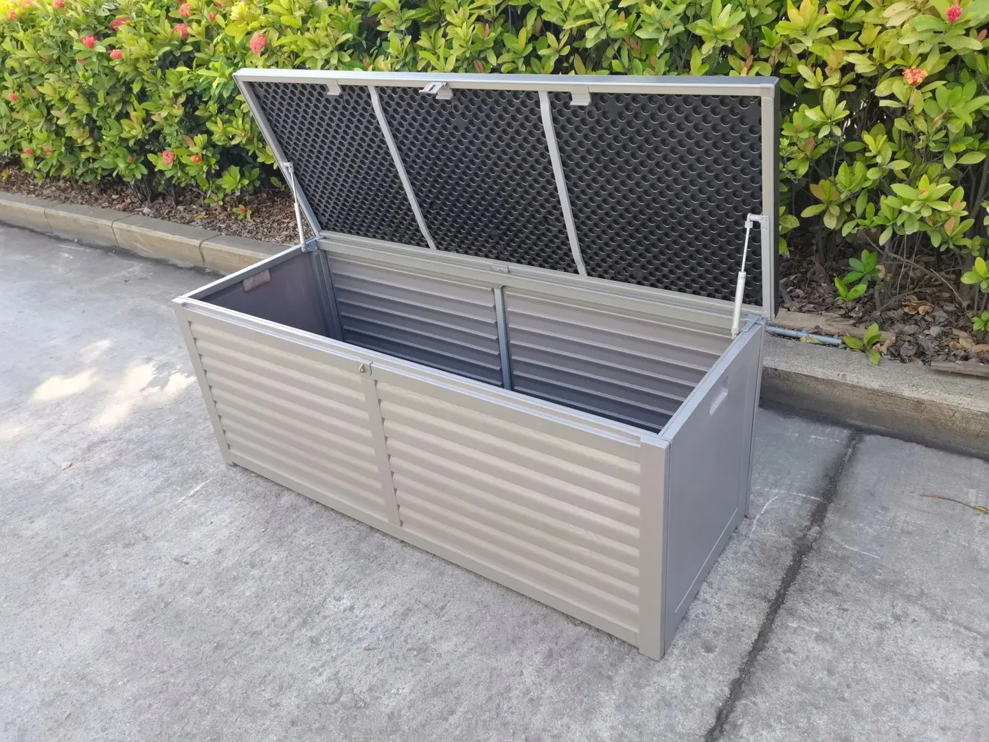 Садовый сундук GardenLine BOX6328 (Grey/Black)