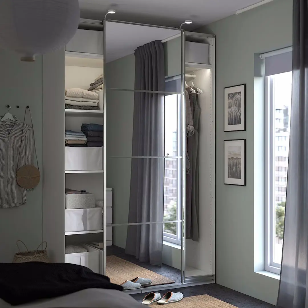 Dulap-cupe Ikea Pax/Auli 5 rafturi/bara/oglinda 150x66x236 (Alb)