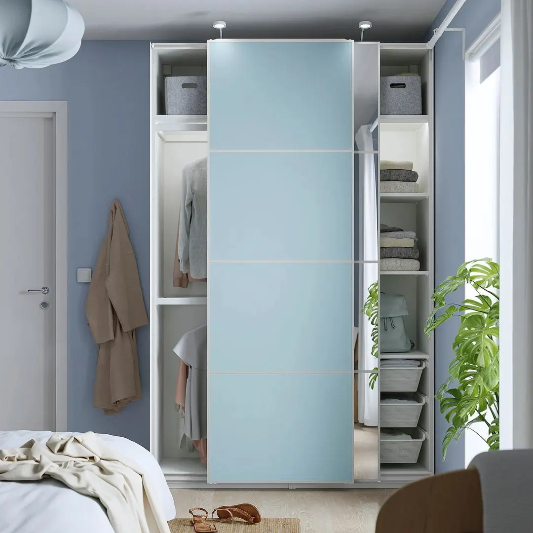 Dulap-cupe Ikea Pax/Mehamn/Auli rafturi/bare/cosuri/oglinda 150x44x236 (Alb/Bleu)