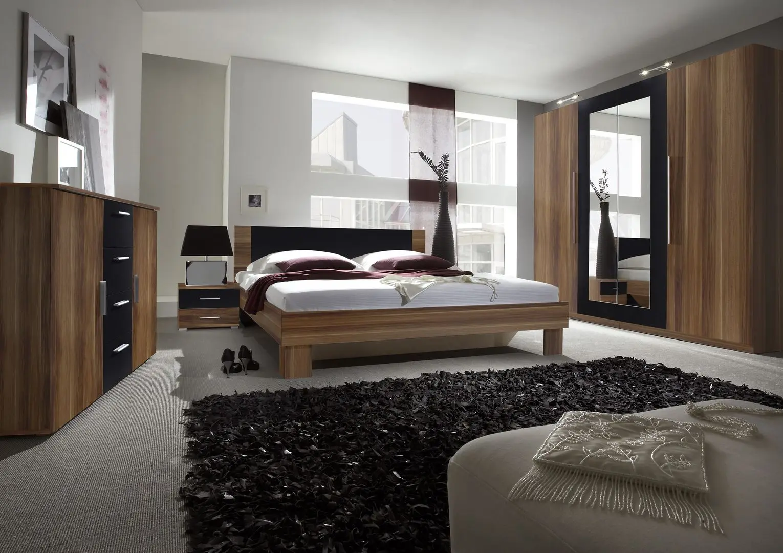 Dulap Helvetia Vera №20 4D (Walnut Red/Black)