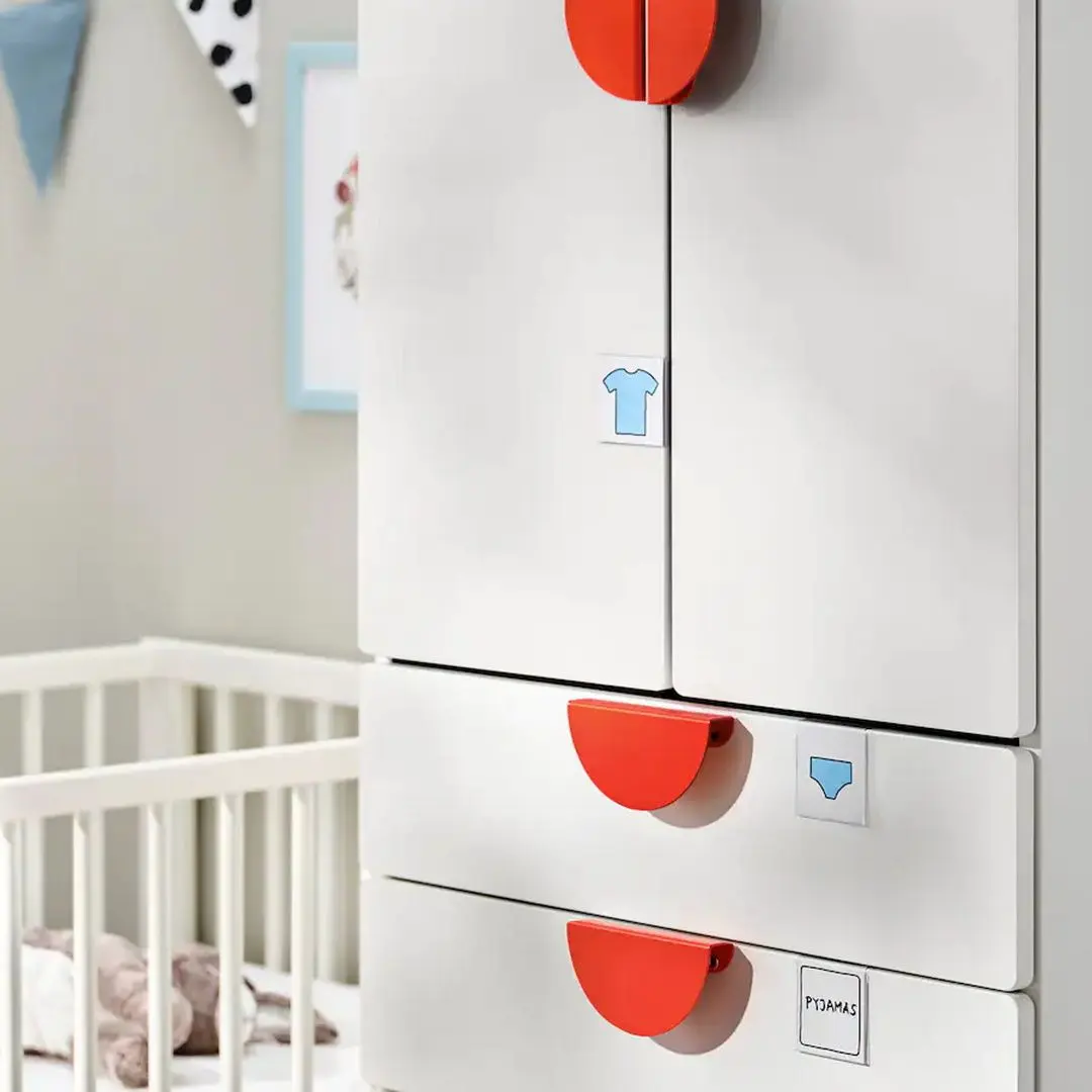 Шкаф Ikea Smastad/Platsa 4 ящика 60x57x181 (Белый)