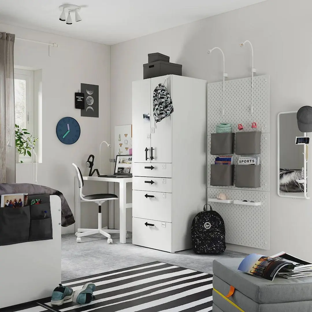 Шкаф Ikea Smastad/Platsa 4 ящика 60x57x181 (Белый)