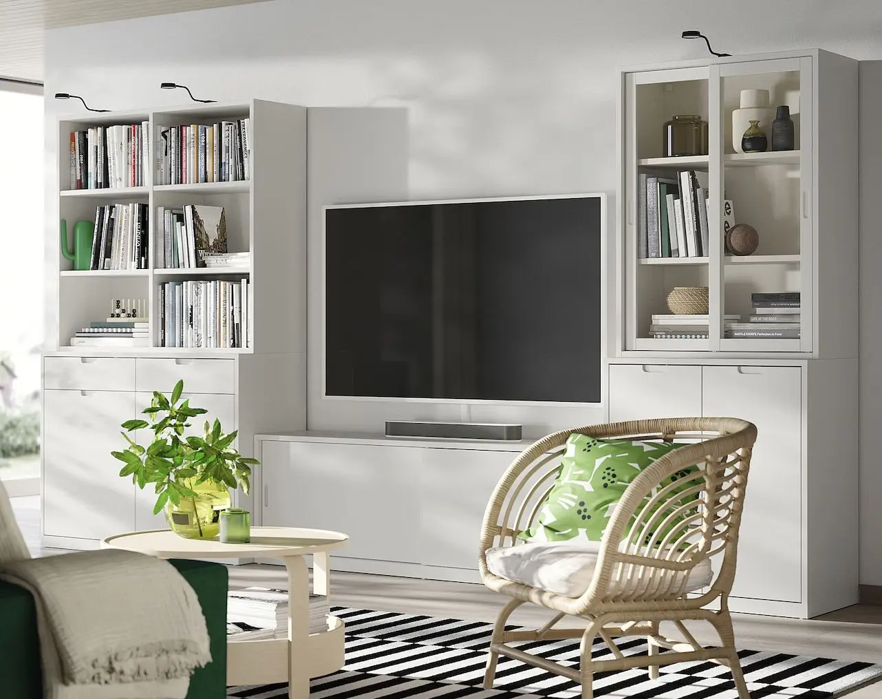 Living Ikea Tonstad usi glisante/sticla 377x47x201 (Alb)