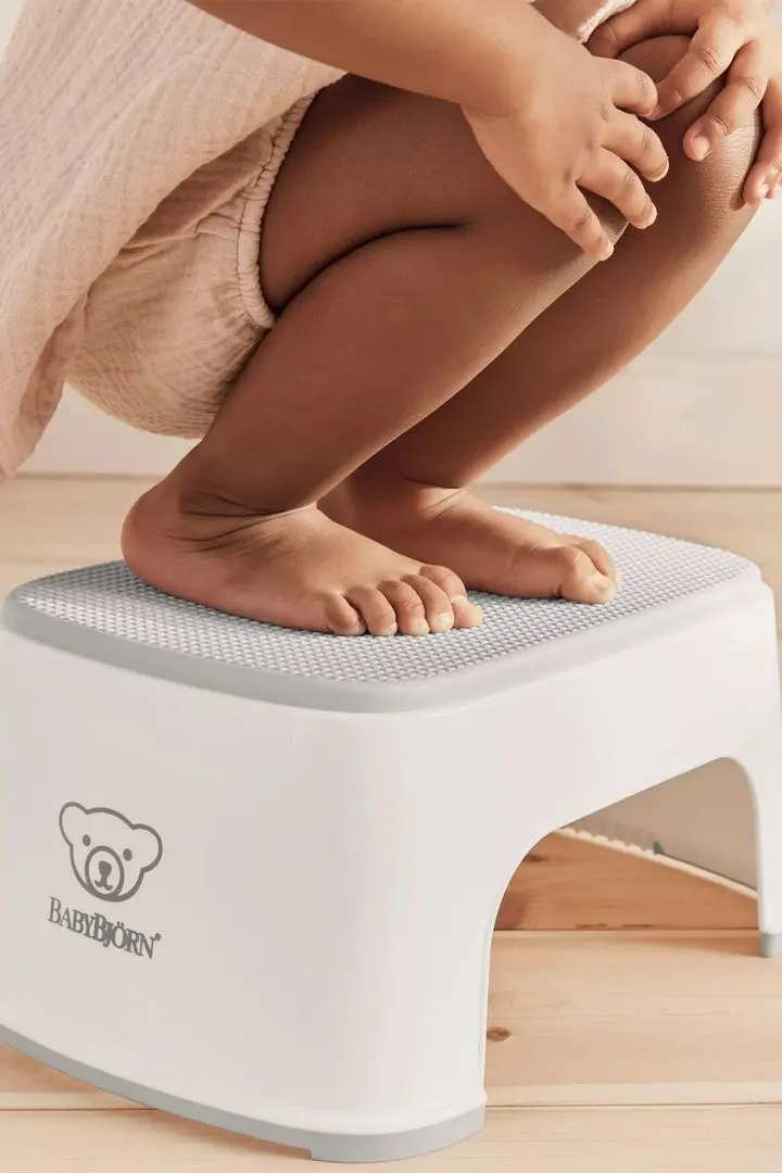 Taburet pentru copii BabyBjorn 061221A (White/Grey)