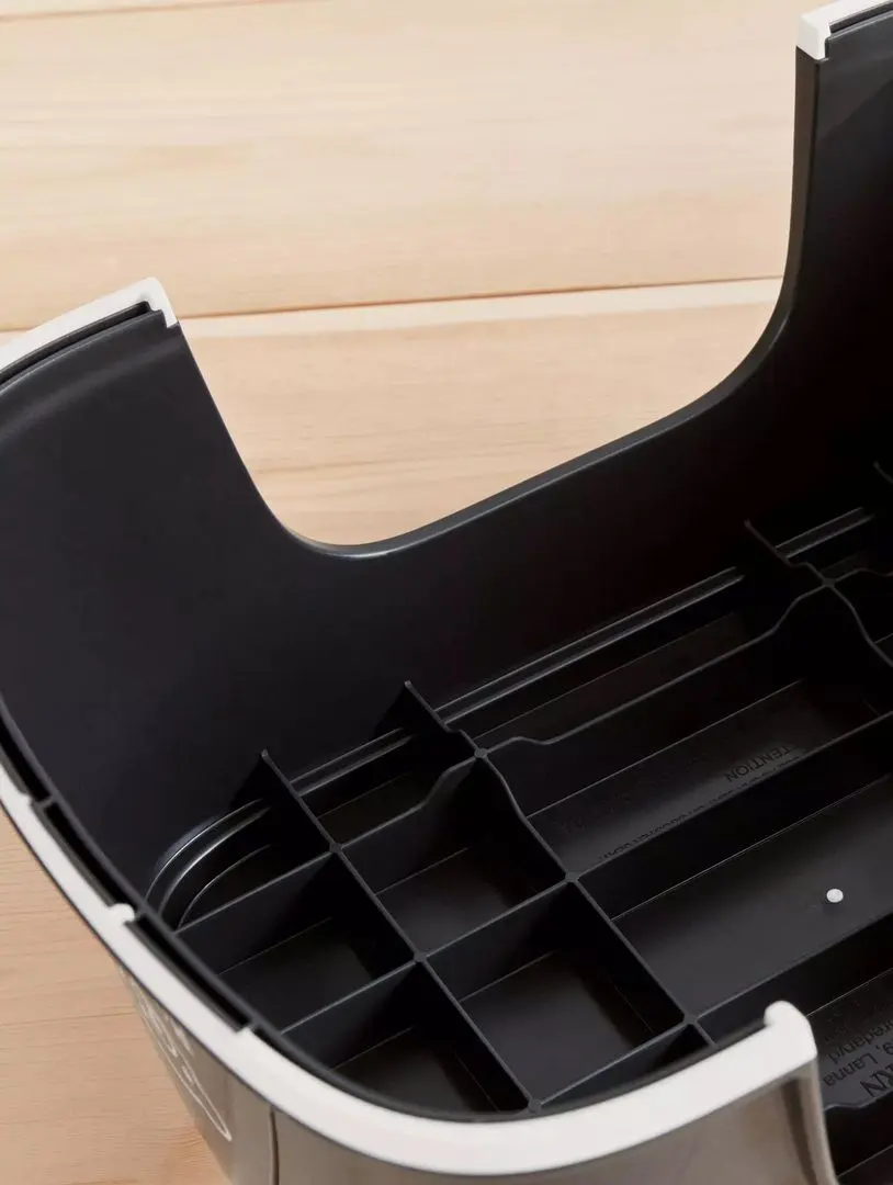 Табурет детский BabyBjorn 061256A (Black/White)