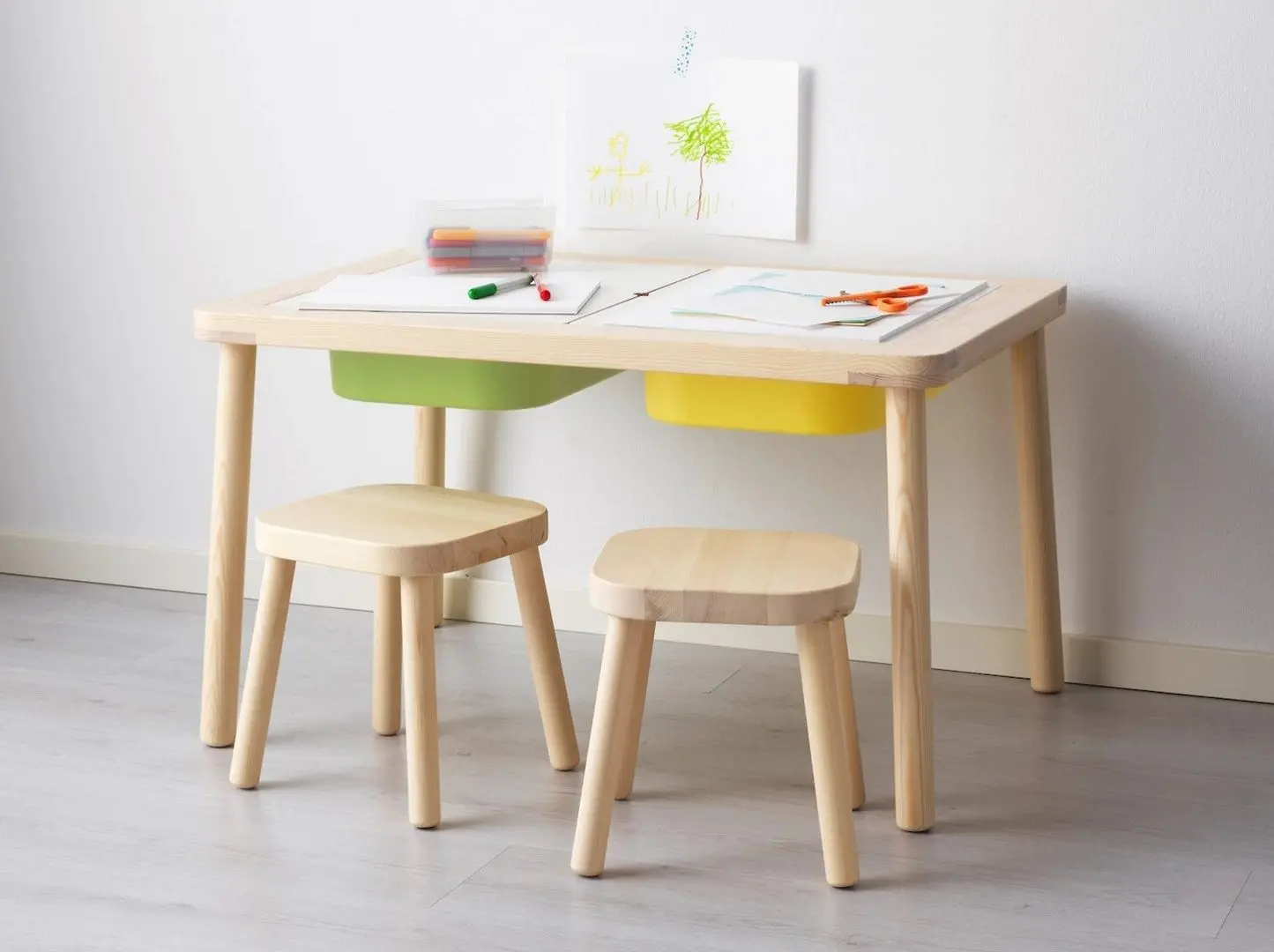 Masuta pentru copii Ikea Flisat 83x58 (Pin)