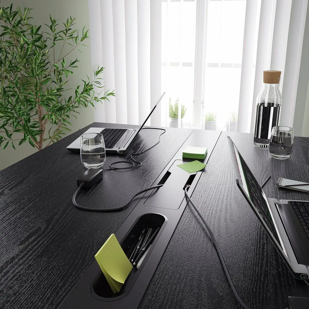 Masa pentru conferinte Ikea Mittzon 140x108x105 (Furnir frasin/Negru vopsit/Negru)