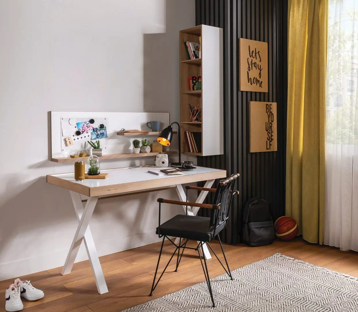 Masa de birou Cilek Modera 20.50.1107.00 (Wood/White)