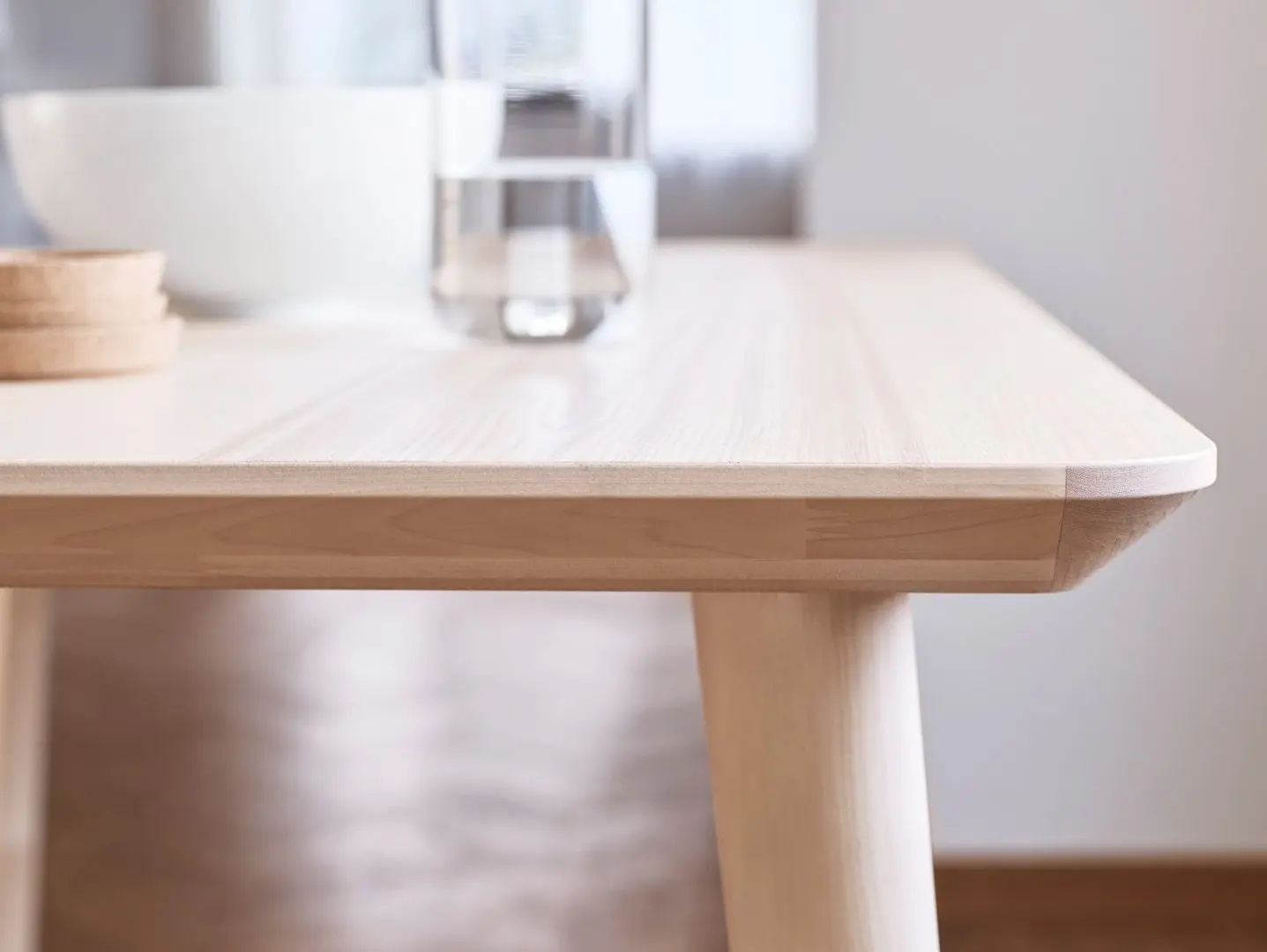 Masa Ikea Lisabo 88x78cm (Furnir frasin)