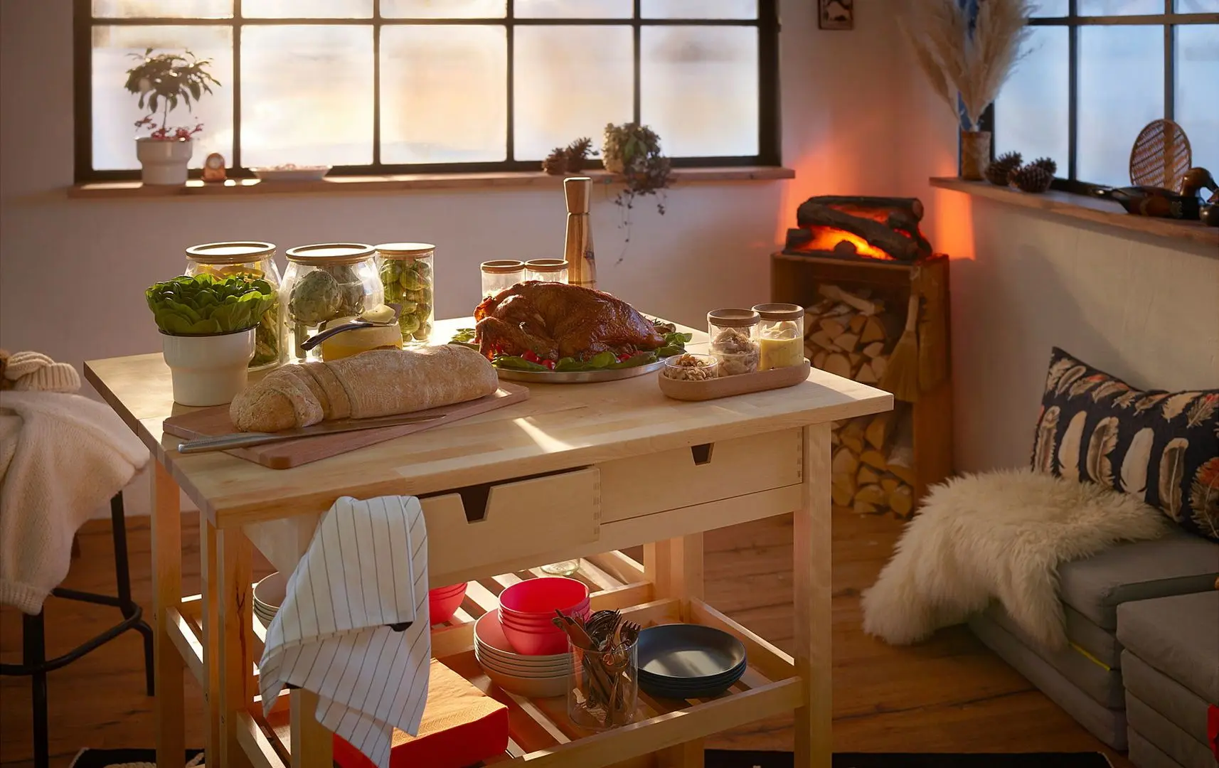 Masa de servit Ikea Forhoja 100x43 (Mesteacan)