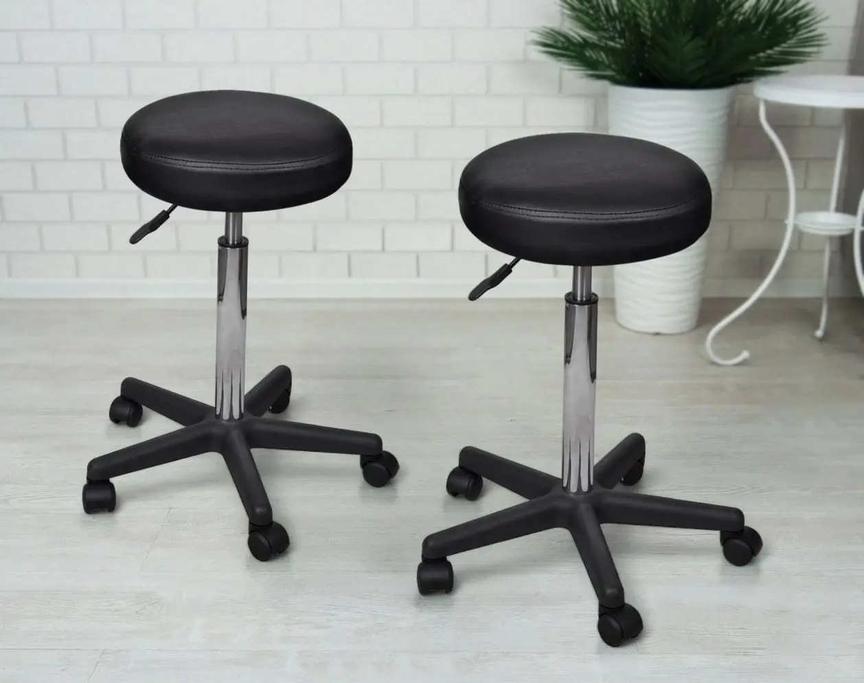 Taburet pentru salon de infrumusetare VidaXL 277176 (Black)