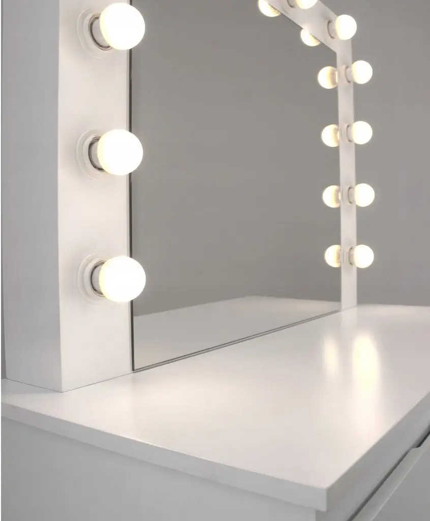 Masa de toaleta Chomik PHO4868 cu LED iluminare (White)