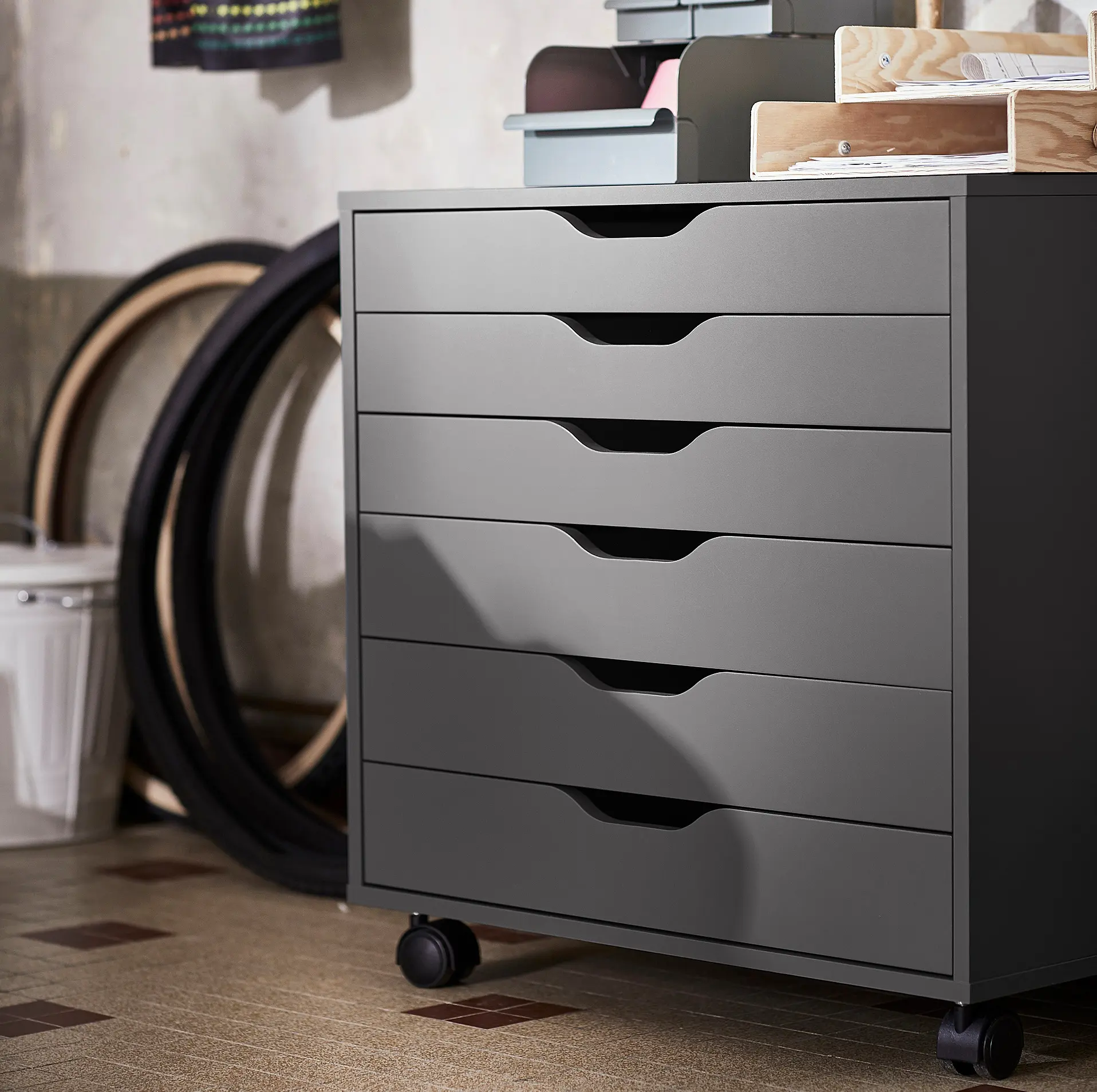 Комод Ikea Alex с колесами 67x66 (Темно-серый)