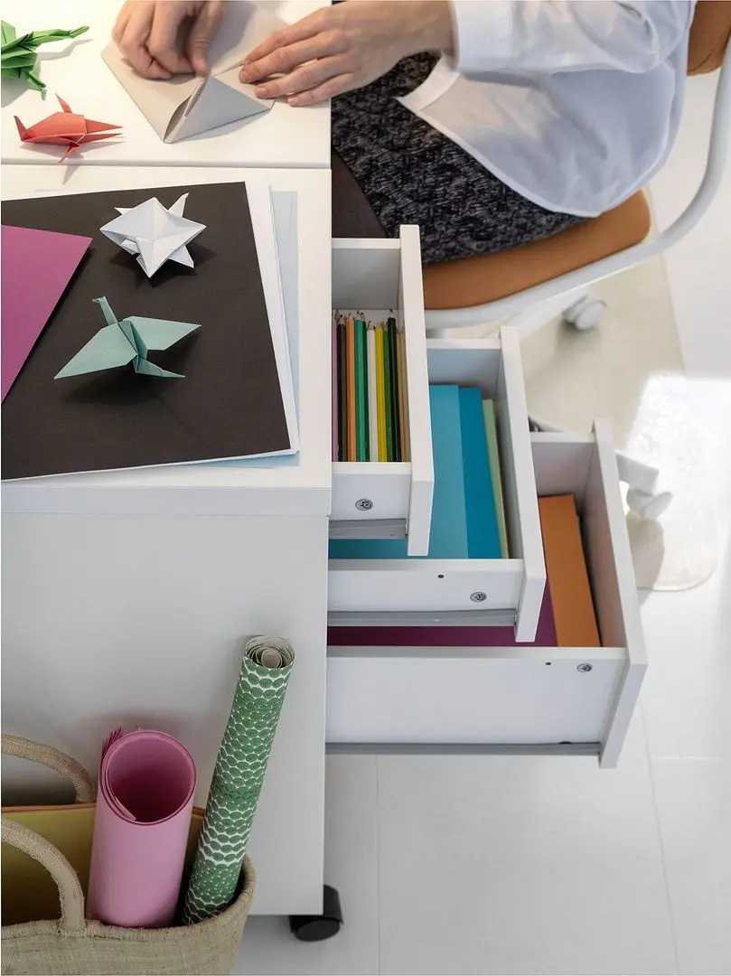 Tumba cu rotile Ikea Micke cu rotile 35x75 (Alb)