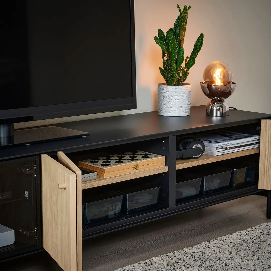 Tumba pentru TV Ikea Boastad 181x42x45 (Negru/Furnir stejar)