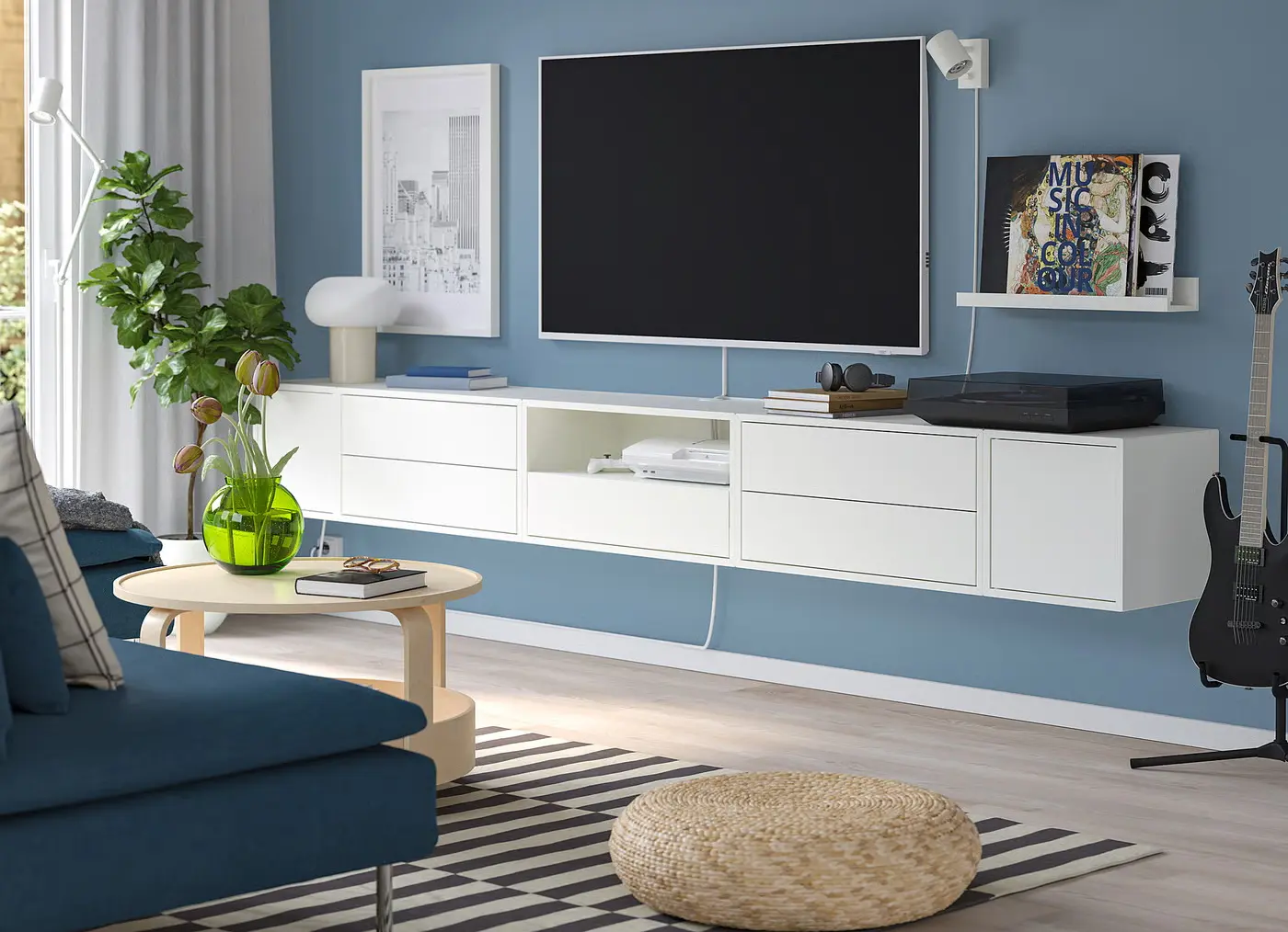 Tumba pentru TV Ikea Eket cu usi 280x35x35 (Alb)