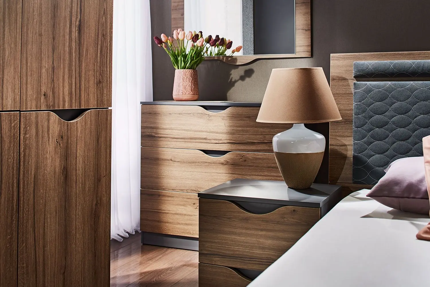 Noptiera Ambianta Happy 45.2cm