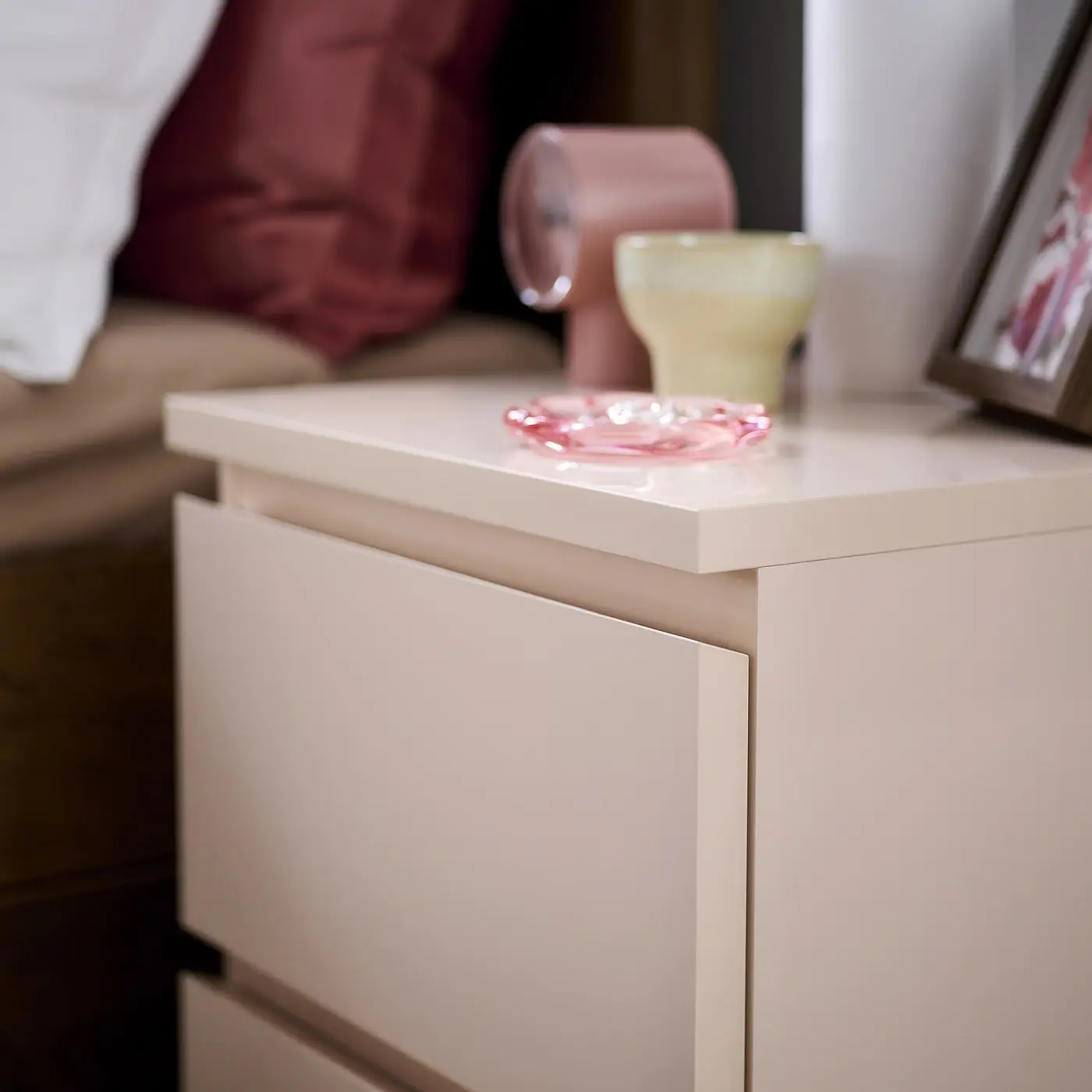 Прикроватная тумба Ikea Malm 40x55 (Светло-оранжевый глянцевый) - 2