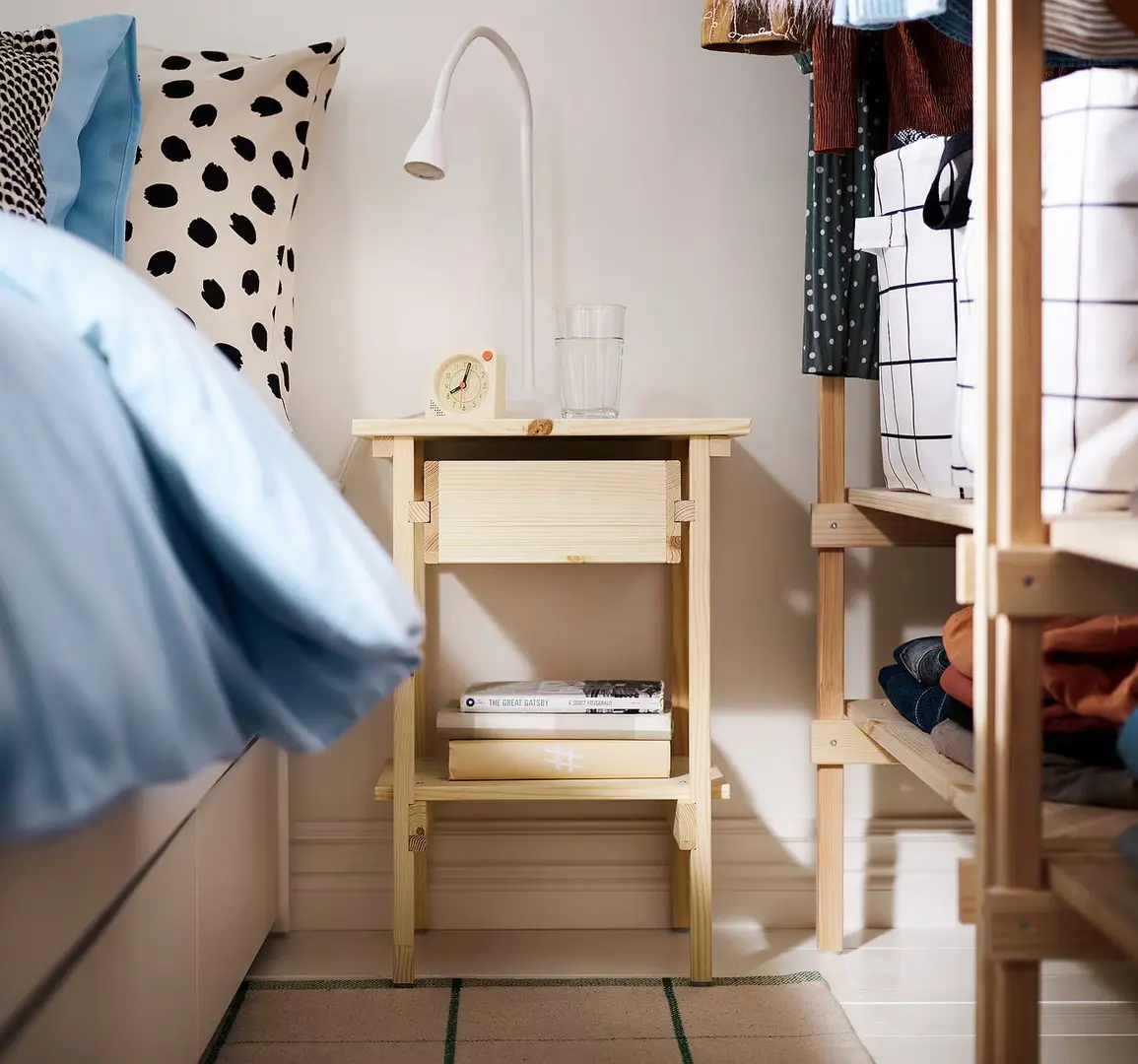 Тумба прикроватная Ikea Kronoren 32x39x55 (Сосна)