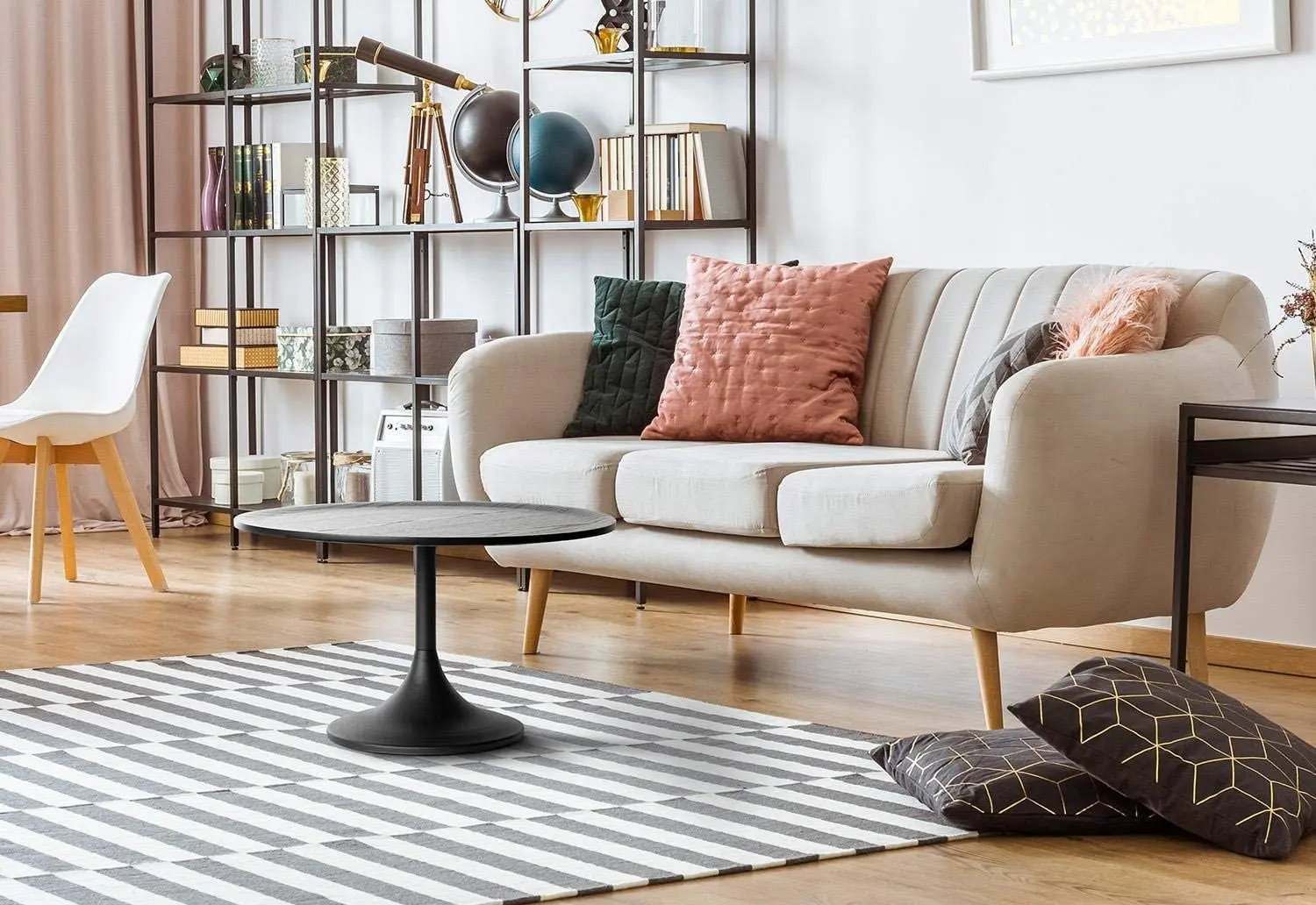 Masa pentru reviste Besoa Big Visby (Black) - 5