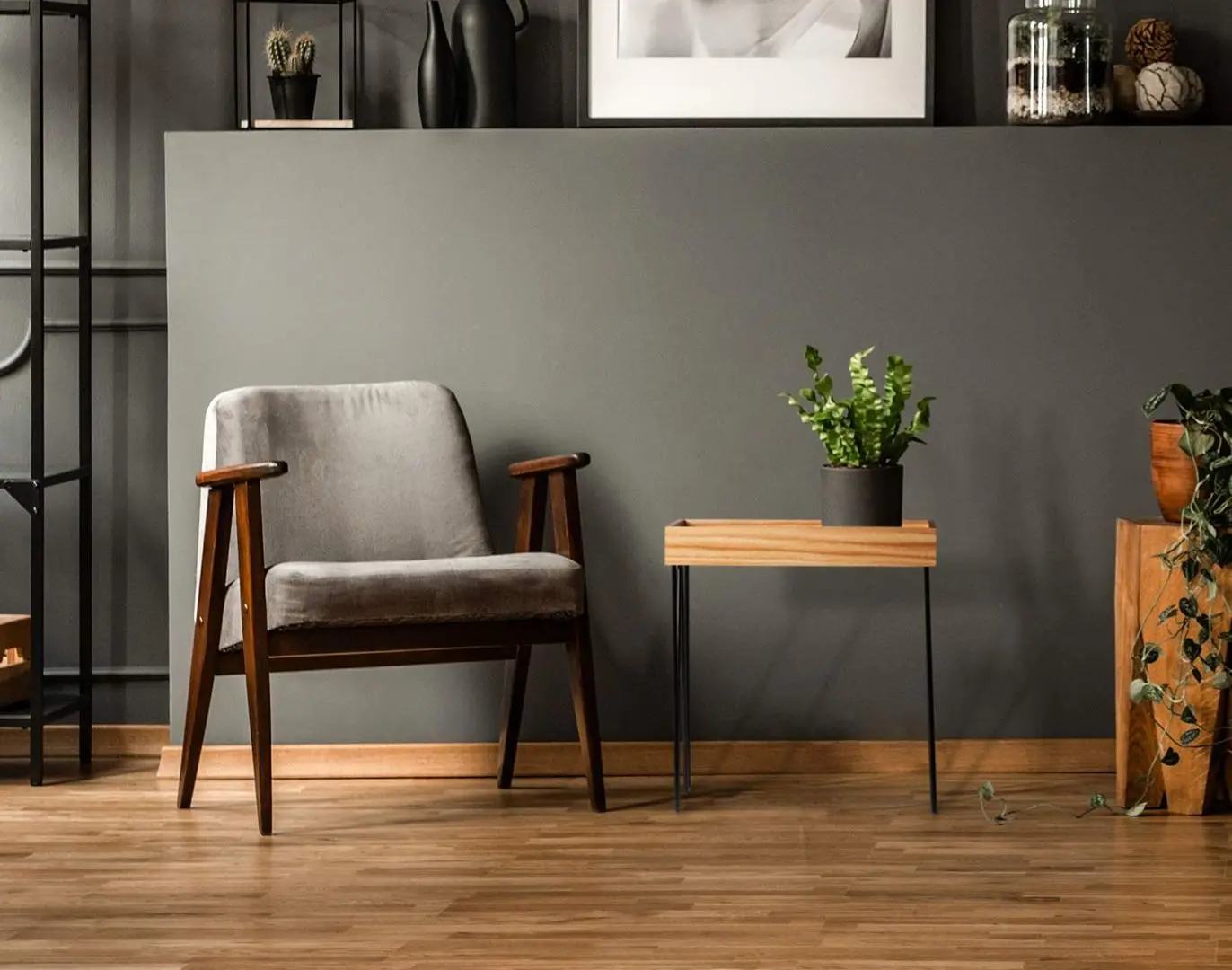 Masa pentru reviste Besoa Little Lyon (Black/Wood) - 5