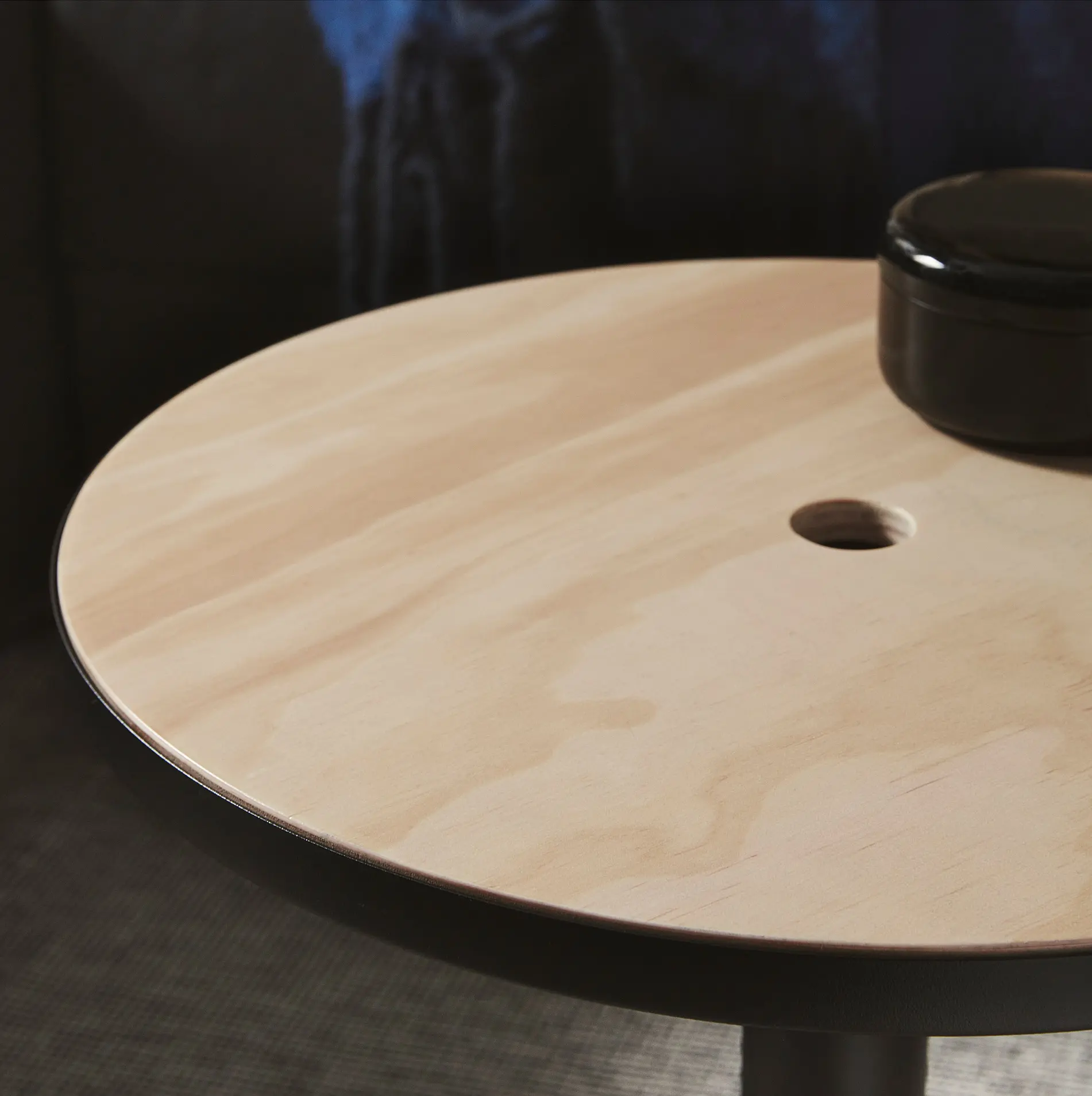 Журнальный столик Ikea Grimsarbo (Сосна/Черный)