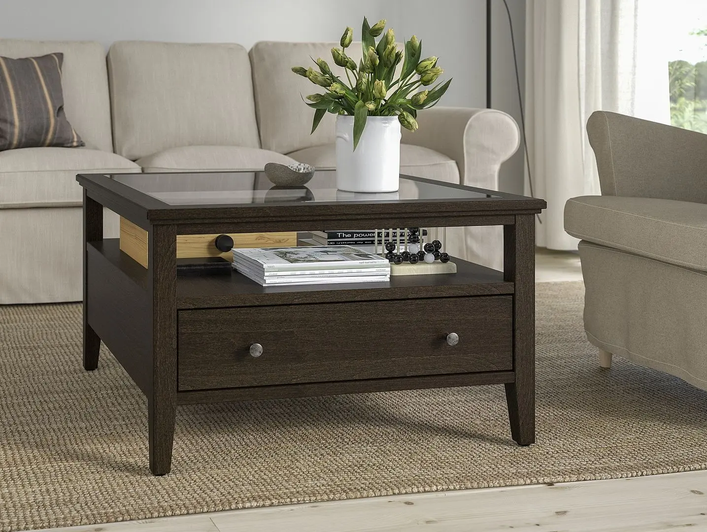 Masa pentru reviste Ikea Idanas 80x80 (Maro Inchis Vopsit)