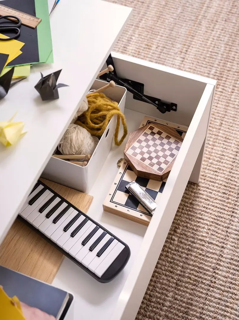 Masa pentru reviste Ikea Ostavall reglabilă 90 (Alb)