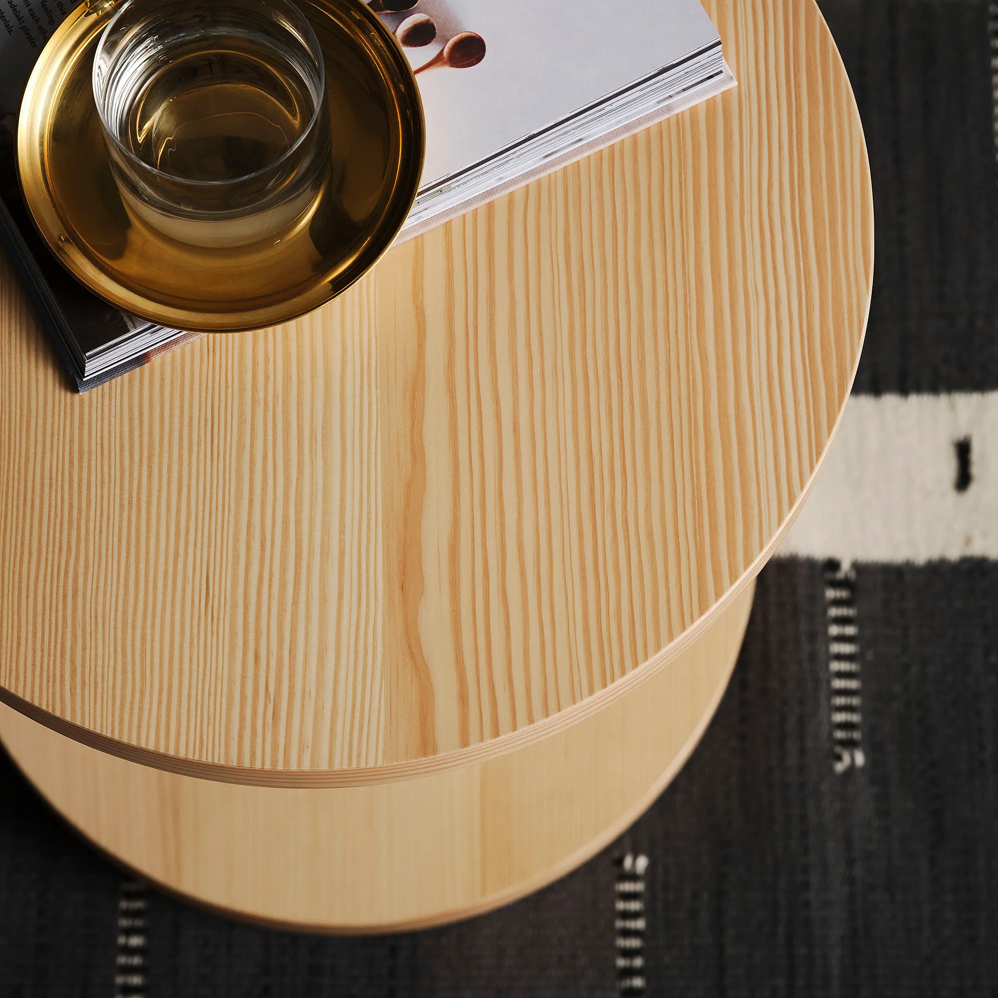 Masa pentru reviste Ikea Stockholm 2025 40 (Furnir pin)