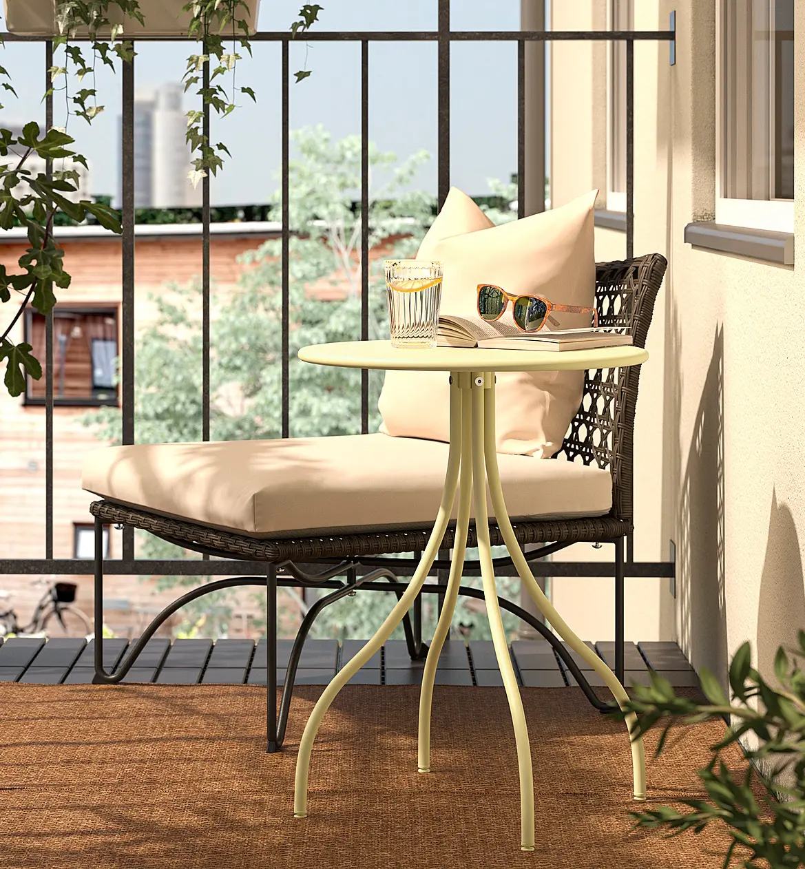 Masa pentru reviste Ikea Tanebro 46 (Galben deschis)