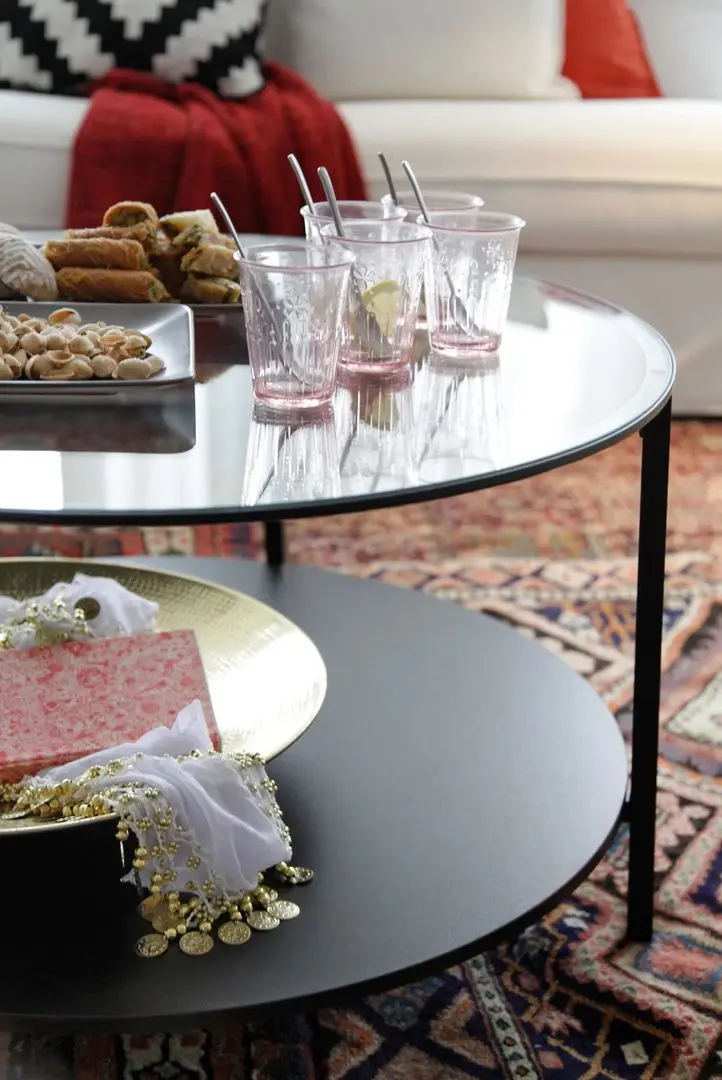 Masa pentru reviste Ikea Vittsjo 75 (Negru-Maro/Sticla)