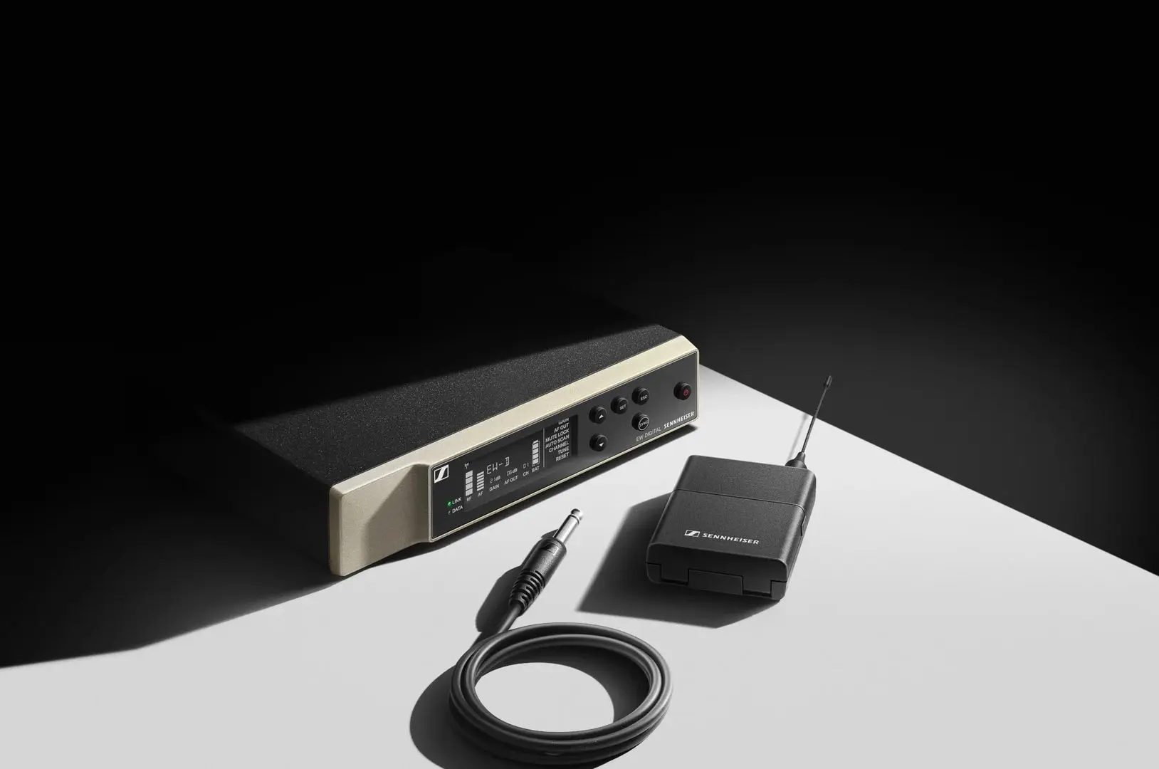 Sistem radio Sennheiser EW-D CI1 Y1-3 (Champagne/Black)