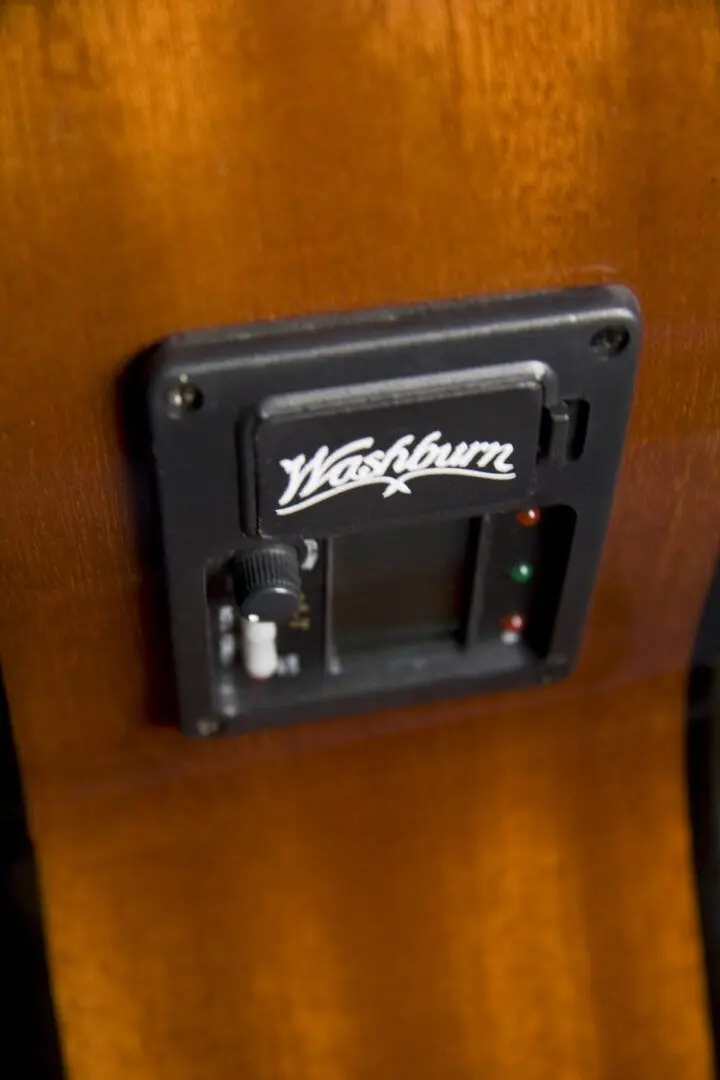 Chitara Washburn C5CE (Natural)