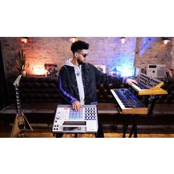 Sampler Akai Professional MPC X Special Edition (Grey) Thumb