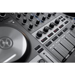 DJ-контроллер Native Instruments Traktor Kontrol S4 MK3 (Black) Thumb