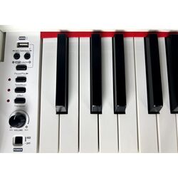 Pian digital Flame B89 (White) Thumb