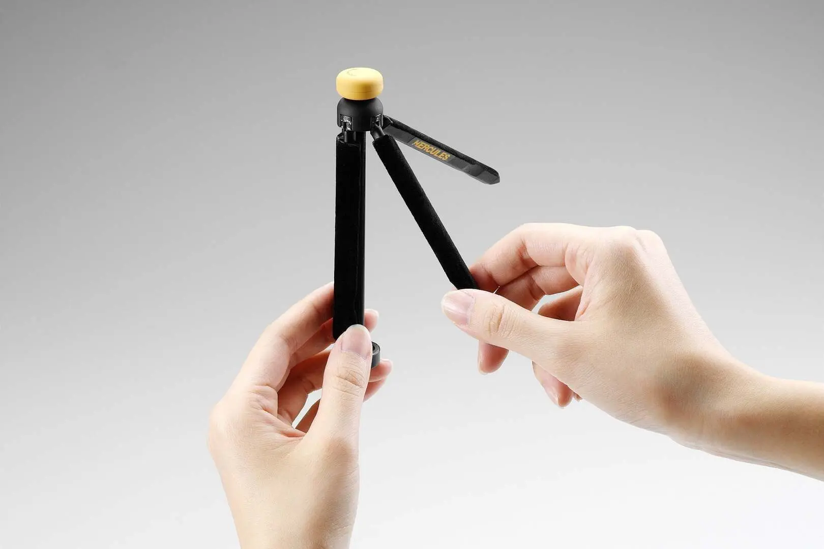 Stand pentru flaut Hercules DS460B (Black)