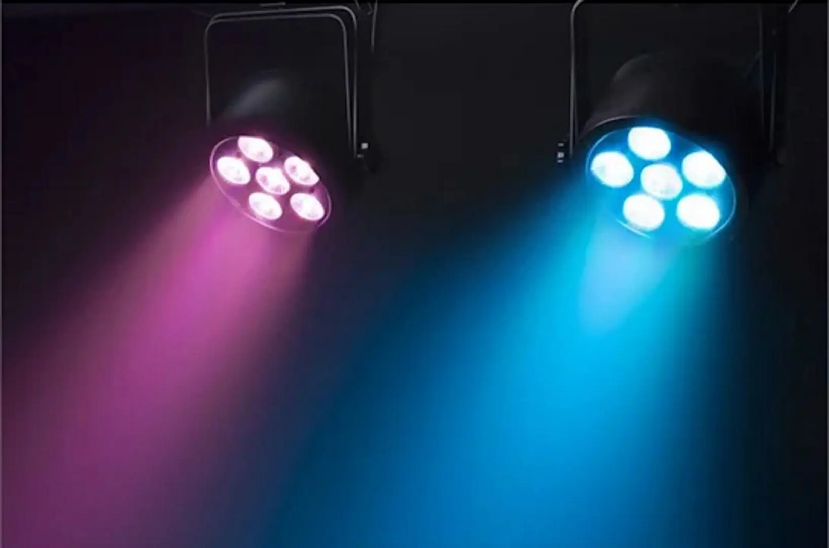 Proiector Beamz Professional BAC302 (Black)