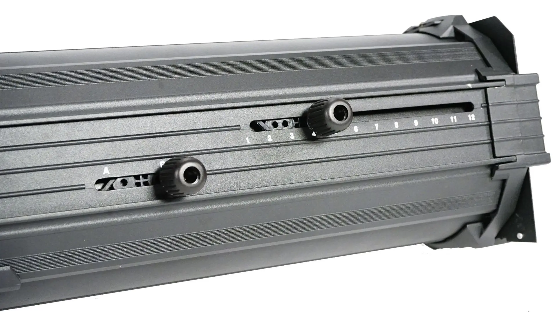 Proiector FOS Technologies Profile Led 200W 15/30 (Black)