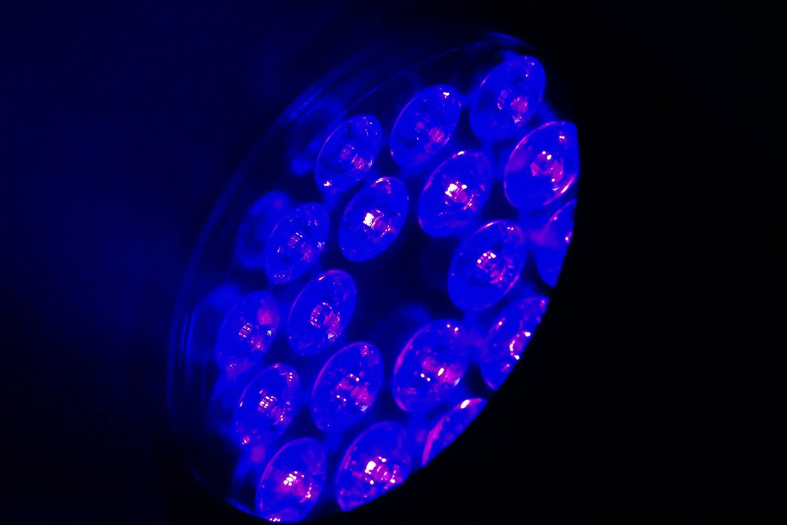 Proiector FOS Technologies Touring PAR IP HEX (Black)