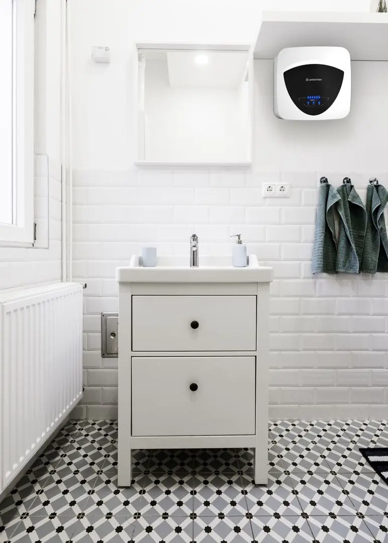 Boiler electric Ariston Andris Elite 30/5 EU (White)