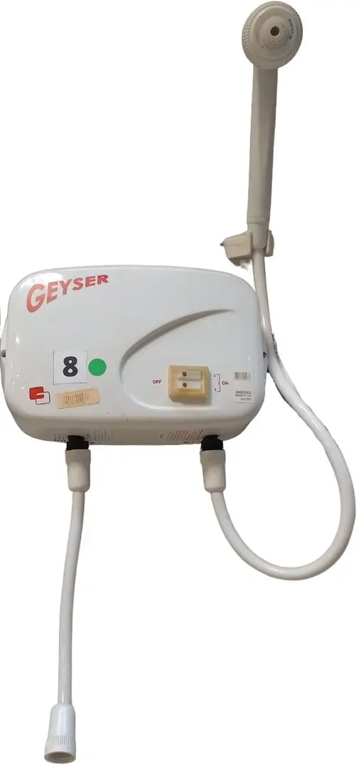 Электрический водонагреватель Geyser 5000 W (White)