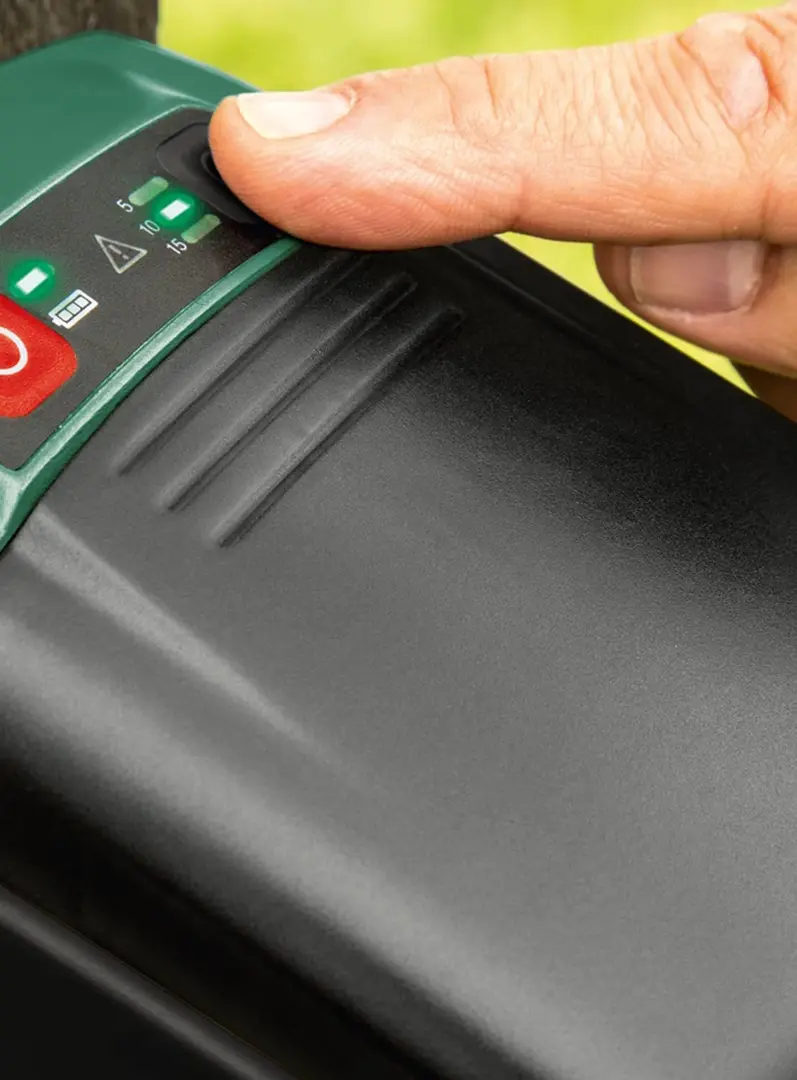 Pompa de baril cu acumulator Bosch GardenPump 18V-2000 (06008C4202) - 2