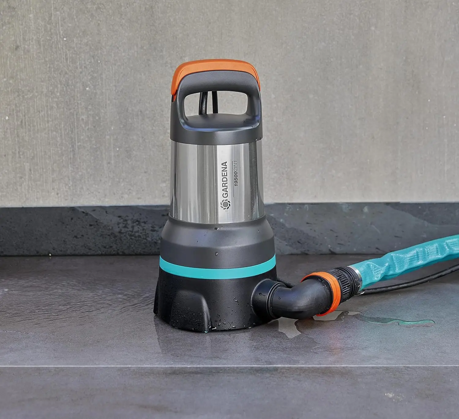 Садовый насос Gardena 15000 (Grey)