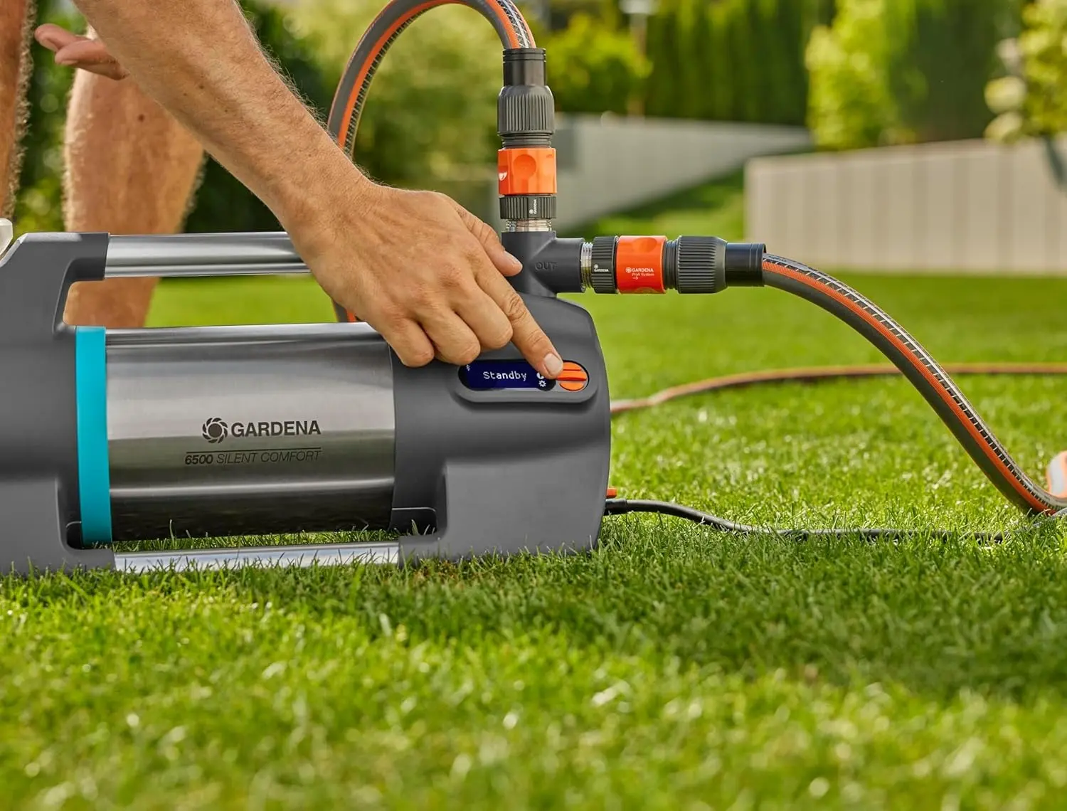 Садовый насос Gardena 6500 Silent Confort (Grey)