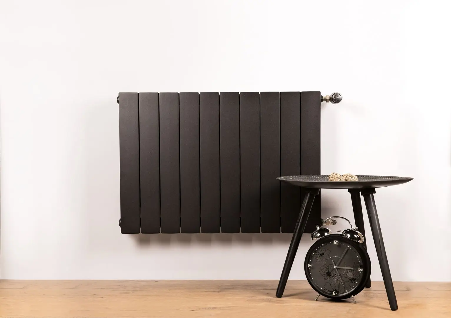 Radiator din aluminiu KFA Armatura ADR/10 570x804 (Black)