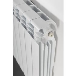 Радиатор алюминиевый Radiatori 2000 Helyos Evo 500 (White) Thumb