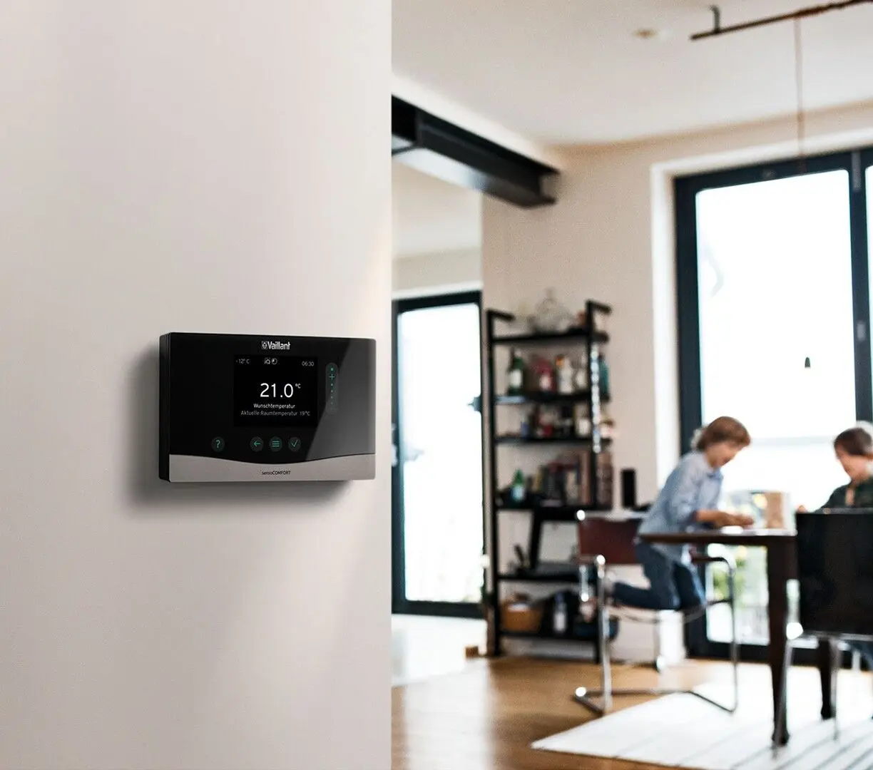 Термостат Vaillant sensoCOMFORT VRC 720 (Black/Grey)